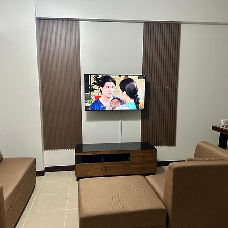 The Atherton Paranaque City Екстер'єр фото