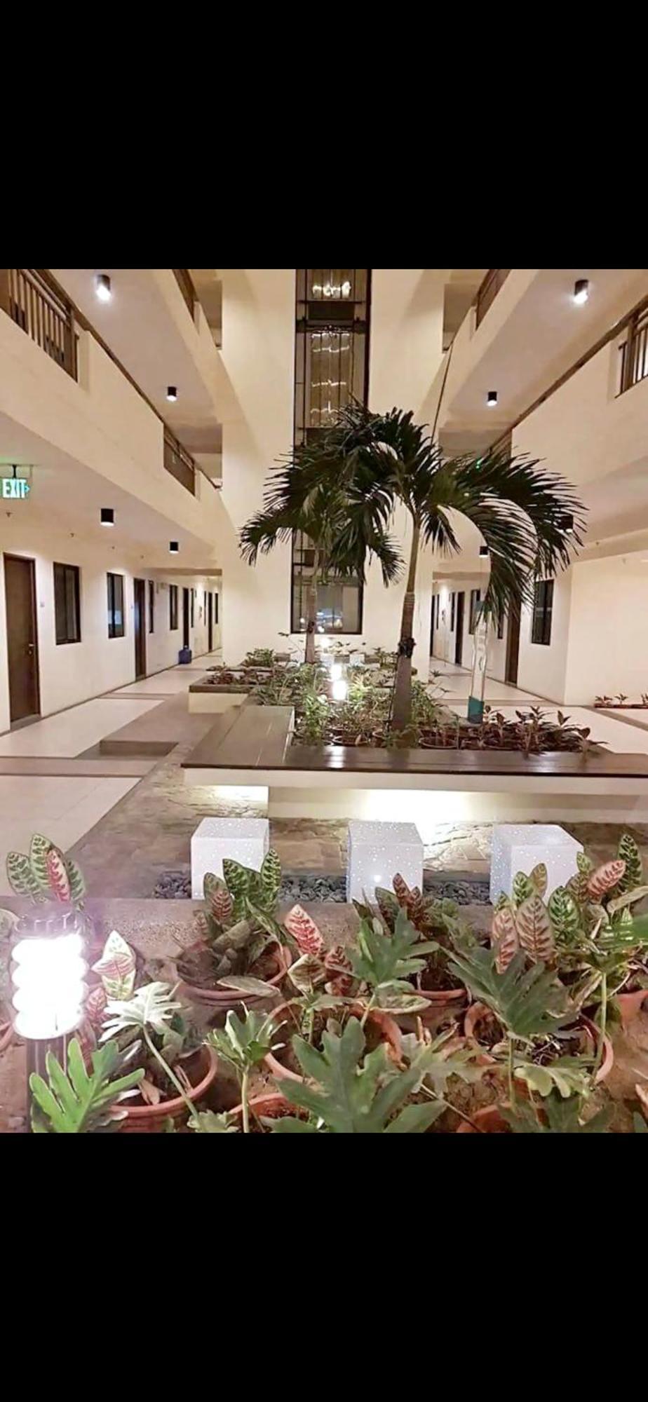 The Atherton Paranaque City Екстер'єр фото